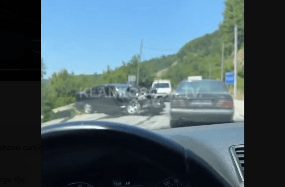 Pamje nga aksidenti në Caralevë të Shtimes (VIDEO)