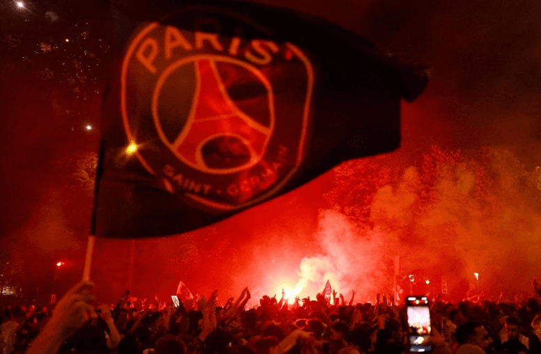 Dy të vdekur dhe 559 të arrestuar pas festimeve të PSG-së në Francë