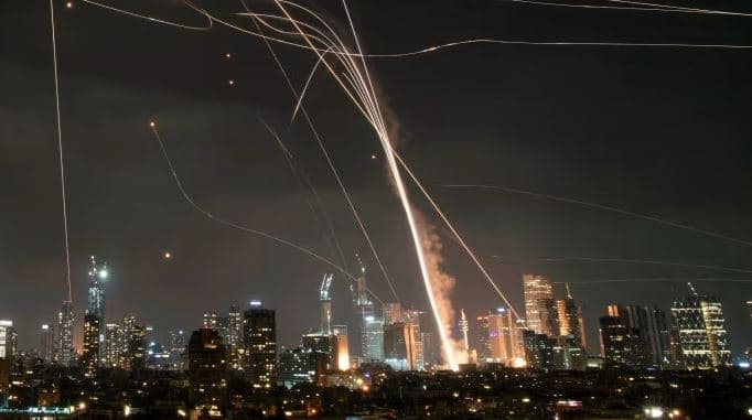 Izraeli thotë se pranoi armëpushimin pasi 'eliminoi kërcënimin bërthamor dhe raketor të Iranit'