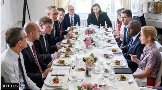 Diplomatët evropianë takohen në Gjenevë para bisedimeve për Iranin, dalin fotot