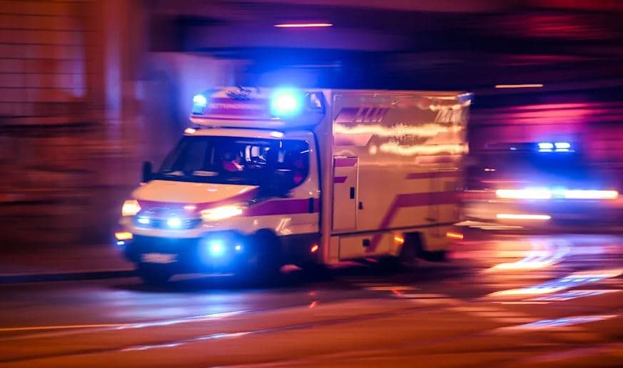 Gjermani: Burri e hedh të dashurën nga ballkoni