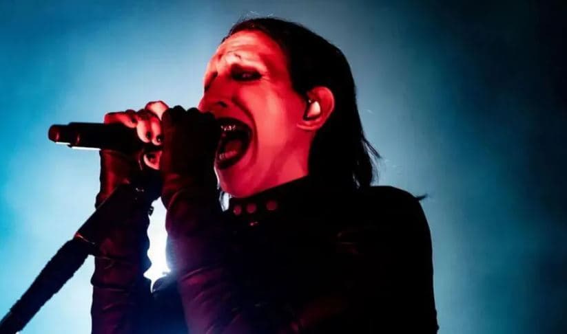 Anulohet koncerti i Manson në Londër, aktivistët protestuan pasi ai hetohet për dhunë në familje