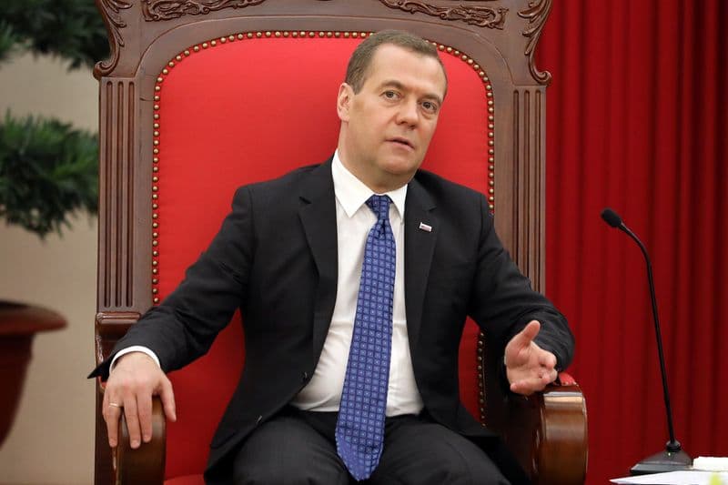 Medvedev thotë se Rusia kërkon fitore, jo kompromis, në bisedimet me Ukrainën