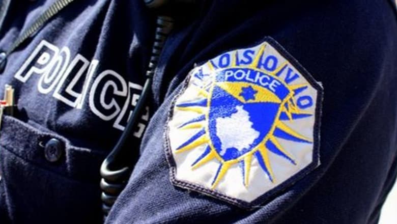 Kanosi gjyqtarin pas përfundimit të seancës, i dyshuari shoqërohet në polici