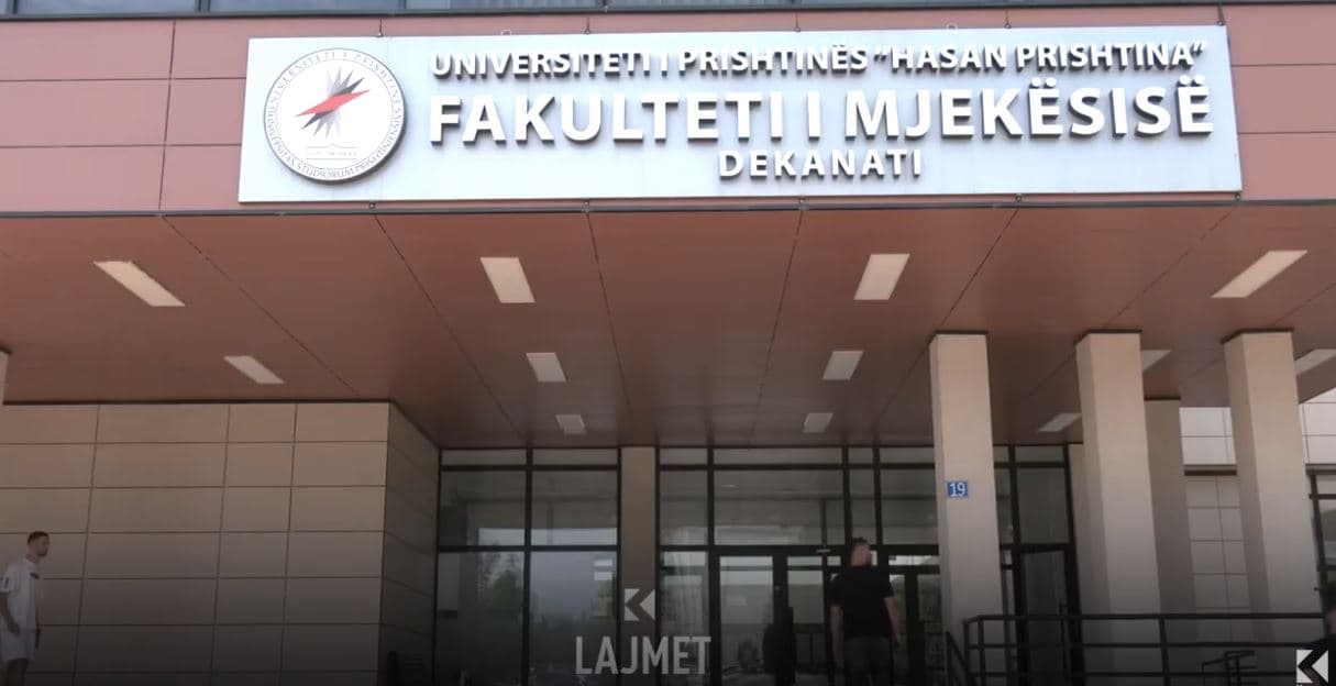 Aplikantët e provimit në Mjekësi ankohen për gabime teknike në test (VIDEO)