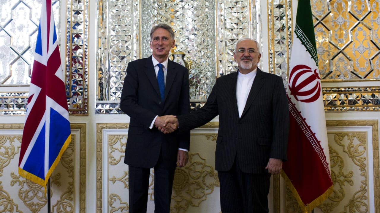 Britania e Madhe rihap ambasadën e saj në Teheran