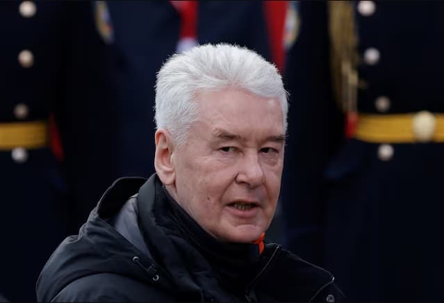 Sobyanin thotë se sistemet e mbrojtjes rrëzuan dy dronë gjatë rrugës për në Moskë