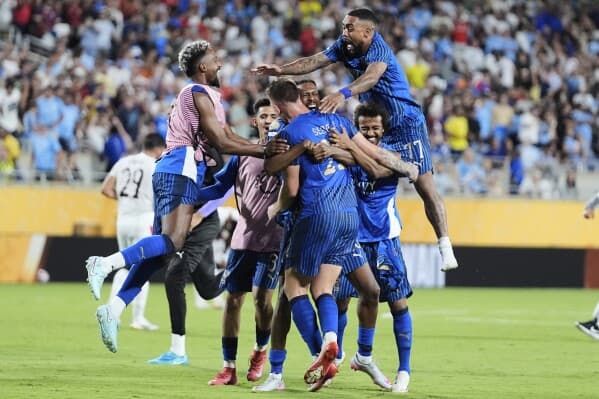 Al Hilal e çoi në shtëpi Manchester Cityn