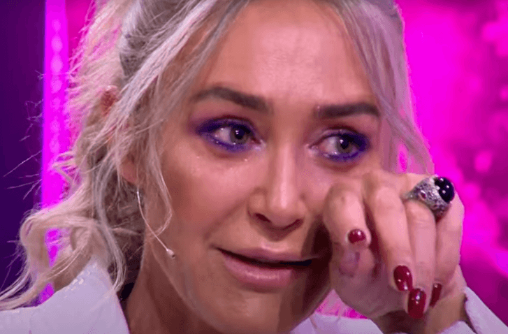 Mes lotësh, Anita rrëfen momentin kur Ramushin e dërguan në Hagë