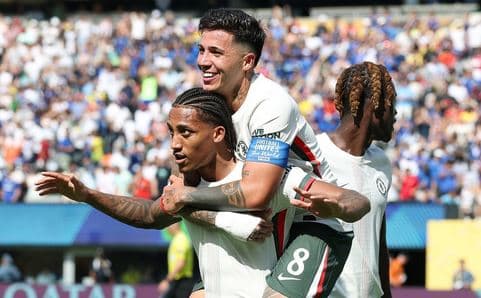 Erdhi, pa, fitoi - debutimi magjik i Joao Pedros çon Chelsean në finalen e Botërorit