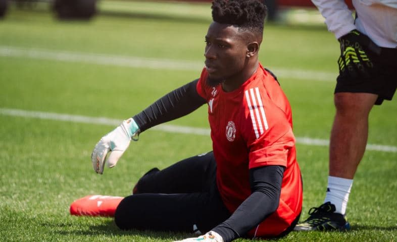 Manchester United synon 5 portierë për të zëvendësuar Andre Onanën e lënduar