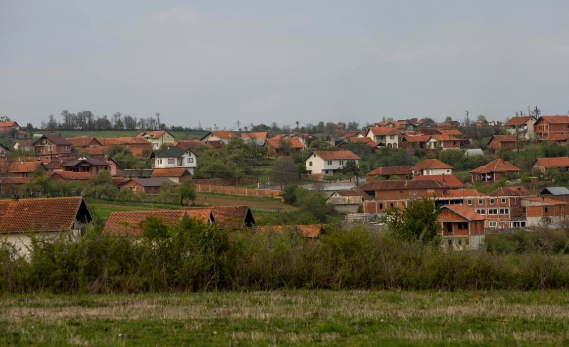 Vidhet arma me 15 fishekë në Abri të Skenderajt