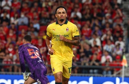 Milani i fortë për Liverpoolin, e mposht 2:4