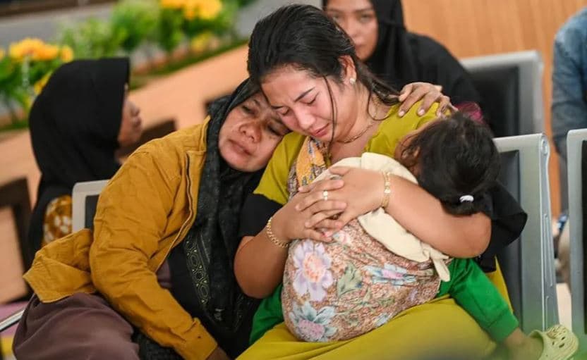 Katër të vdekur, dhe dhjetëra të zhdukur pas fundosjes së tragetit në brigjet e Balit