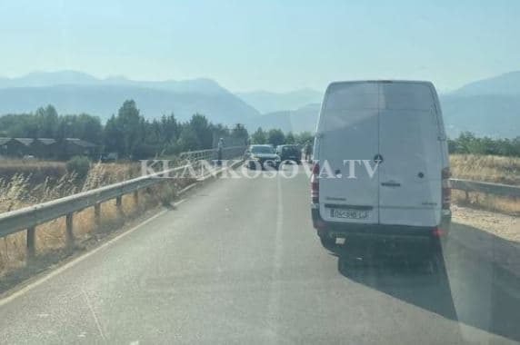 Aksident në Prizren, të përfshira së paku dy automjete