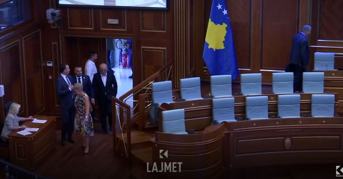 Përmirësimi i rregullores, Kushtetuta “bllokuese” e Kuvendit të ndërrohet (VIDEO)