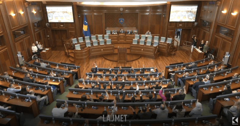 Ideja kundërthënëse: Kushtetuta (s’)mund të ruhet me agjenci (VIDEO)