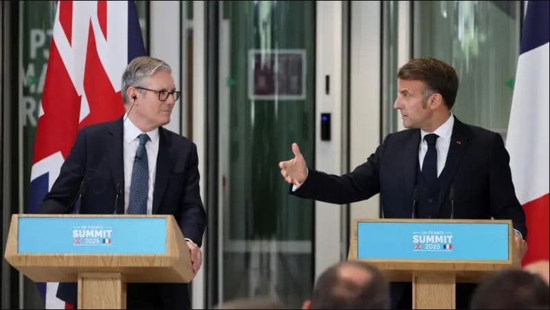 Macron: Mbretëria e Bashkuar dhe Franca duhet të përshtasin përgjigjen e tyre ndaj migrantëve
