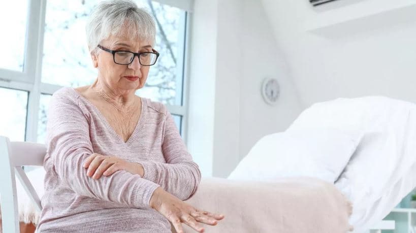 Shkencëtarët francezë thonë se stimulimi i dritës tregon premtime në ngadalësimin e Parkinsonit