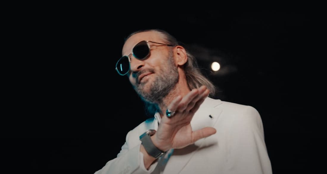 Elineli dhe Xuxi publikojnë këngën “Nalu” (VIDEO)