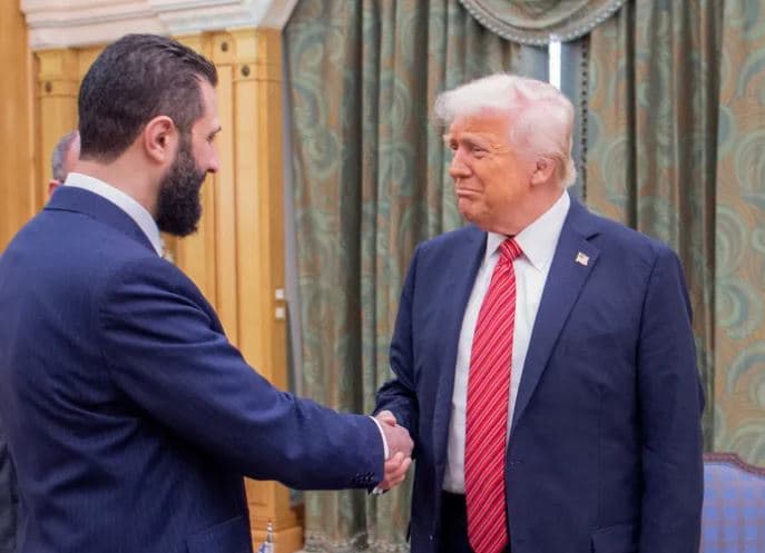 Trump urdhëron zyrtarisht heqjen e sanksioneve ndaj Sirisë