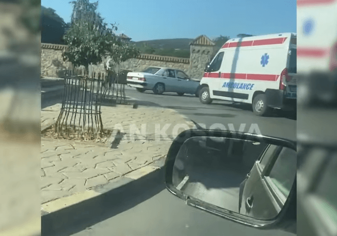 Aksident mes dy veturave në Graçanicë, nuk dihet për të lënduar (VIDEO)