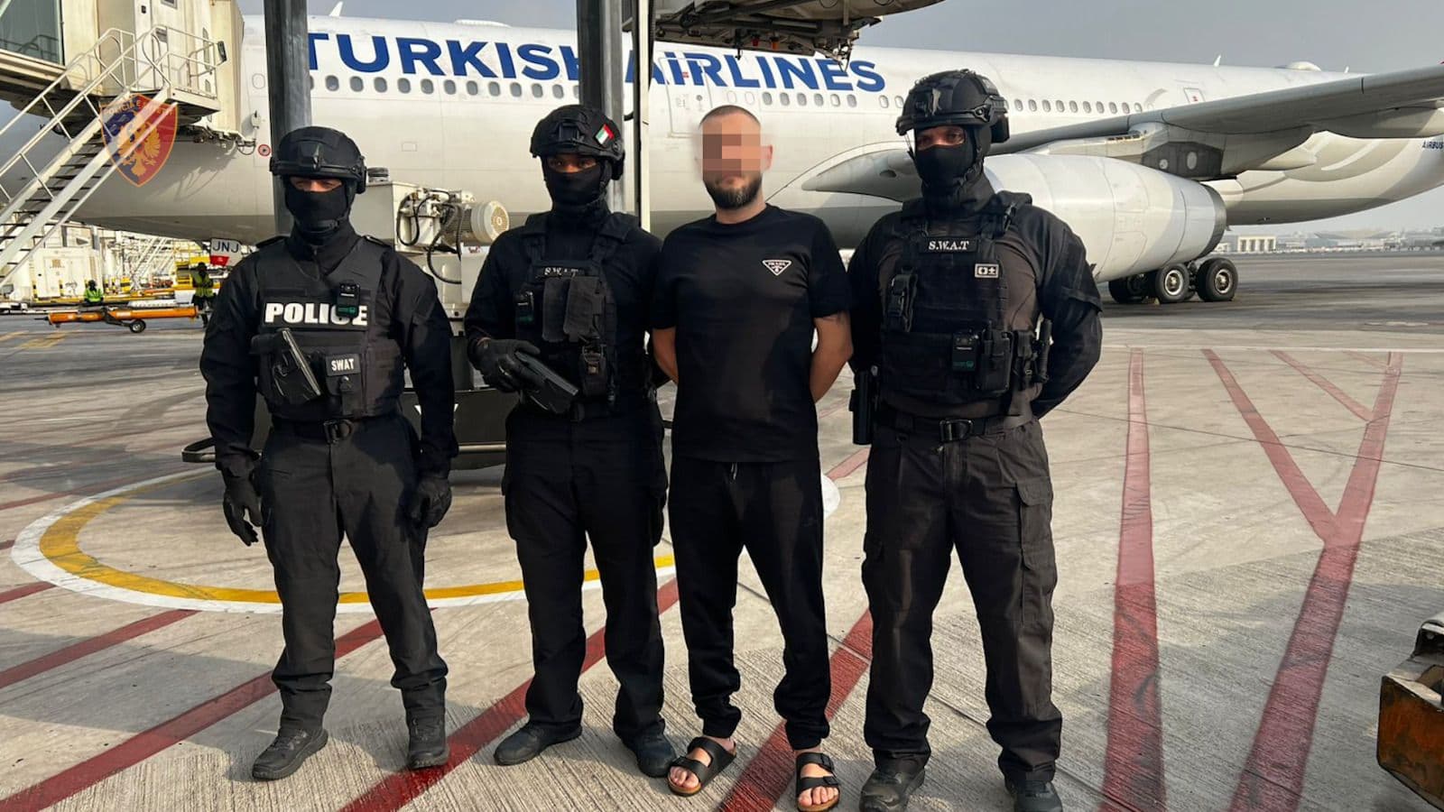 Kapet në Dubai Denis Brajoviq, i dyshuar për disa vepra penale – pritet ekstradimi i tij në Shqipëri