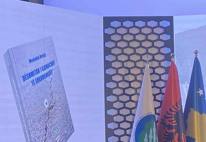 Promovohet në Prishtinë libri “Dëshmitar i gjenocidit në Srebrenicë”