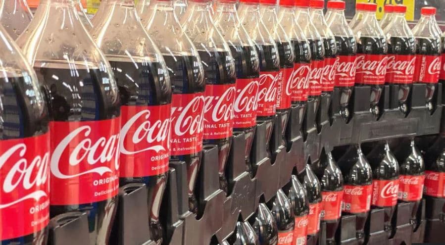 Pas presionit të Trump, Coca-Cola do të lançojë pije me sheqer kallami në SHBA