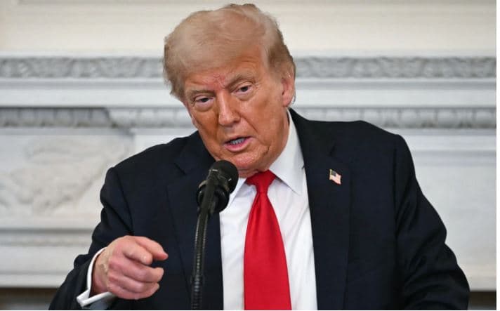 Financial Times: Trump e pyeti Zelenskyn nëse Ukraina mund ta sulmonte Moskën