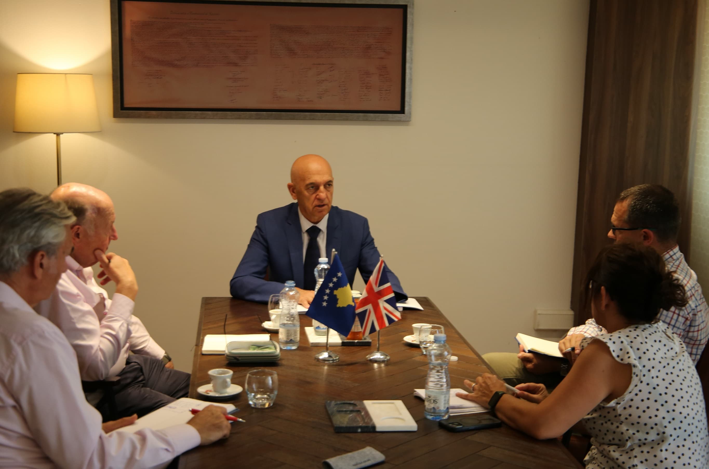 U.D. Kryeprokurori Kelmendi takoi përfaqësuesit e projektit rajonal të qeverisë britanike “Integriteti Gjyqësor”