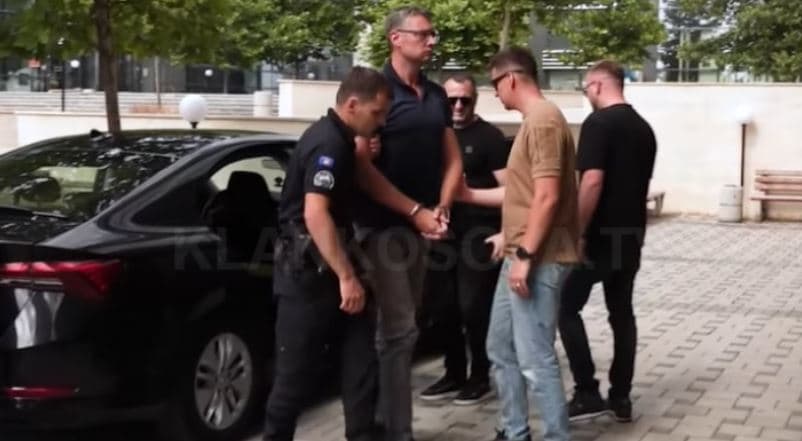Ngrihet aktakuzë ndaj Popoviqit që e quajti UÇK-në “terroriste”, ai e pranon fajësinë