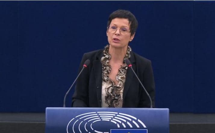 Kos: Bisedimet me Shqipërinë po përparojnë më shpejt se kurrë