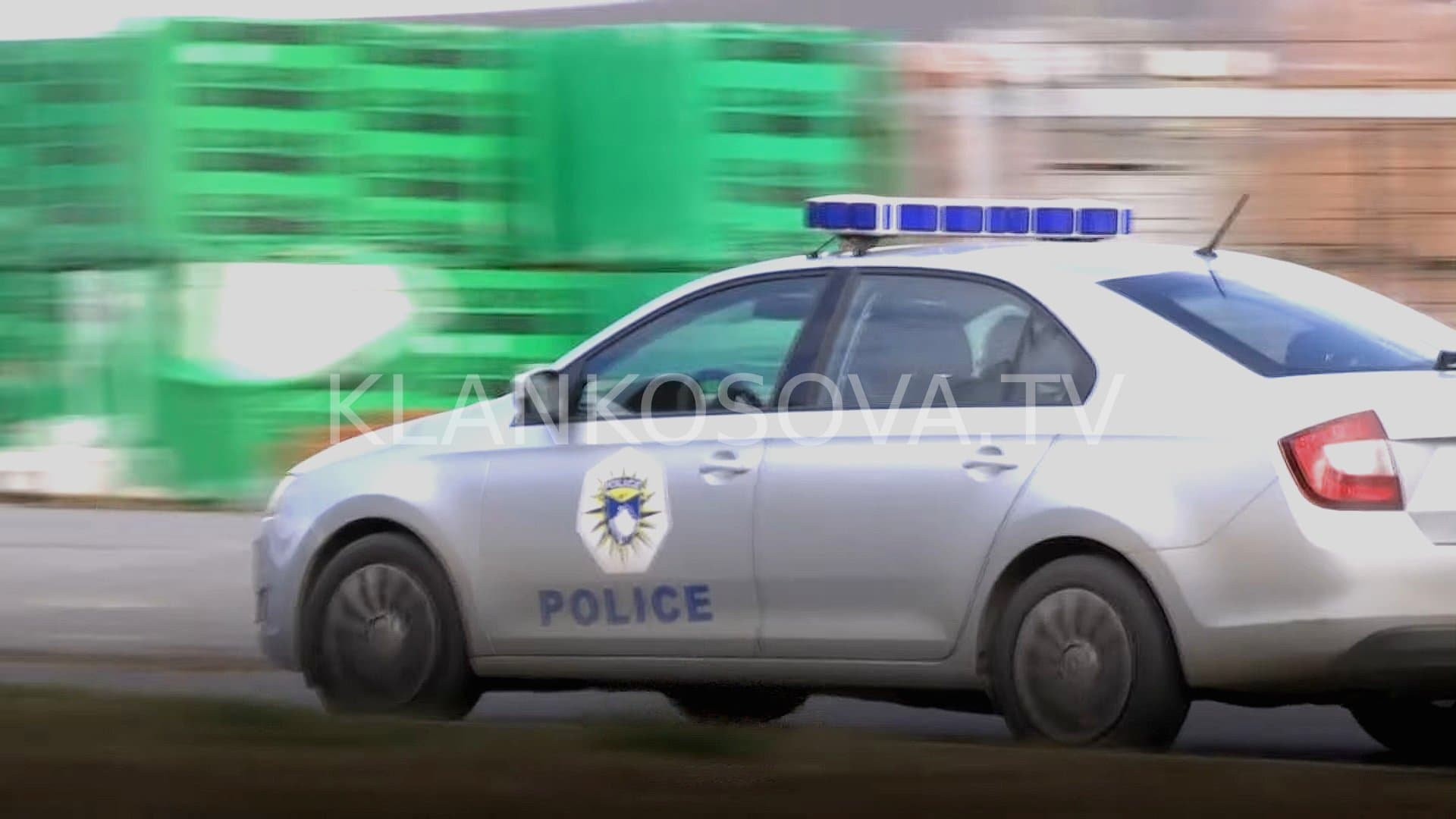 Aktakuzë ndaj burrit që tentoi t’i vriste me thikë gruan dhe vajzën e tij në Prizren