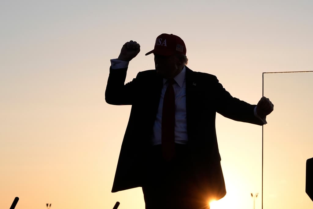 Trump: Për 250 vjetorin e pavarësisë, do të organizojmë një ndeshje UFC në Shtëpinë e Bardhë