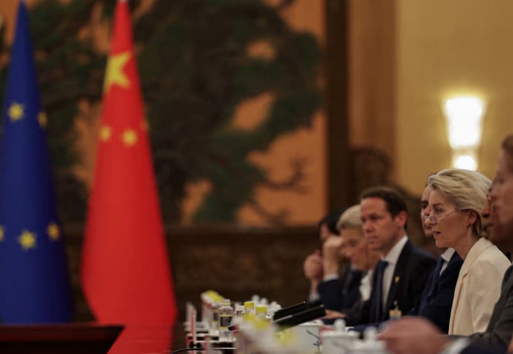 Von der Leyen thotë se marrëdhëniet me Kinën janë në 'pikë kthese'
