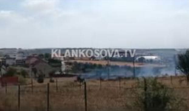 Zjarr e tym në Hajvali të kryeqytetit  