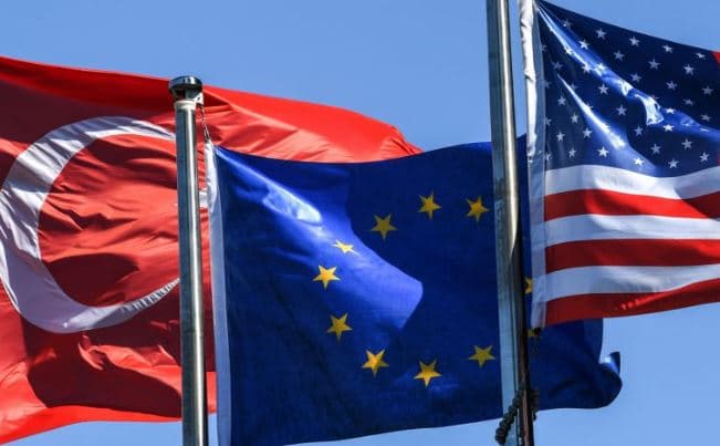Turqia presion Evropës dhe ShBA-së për Ukrainën?