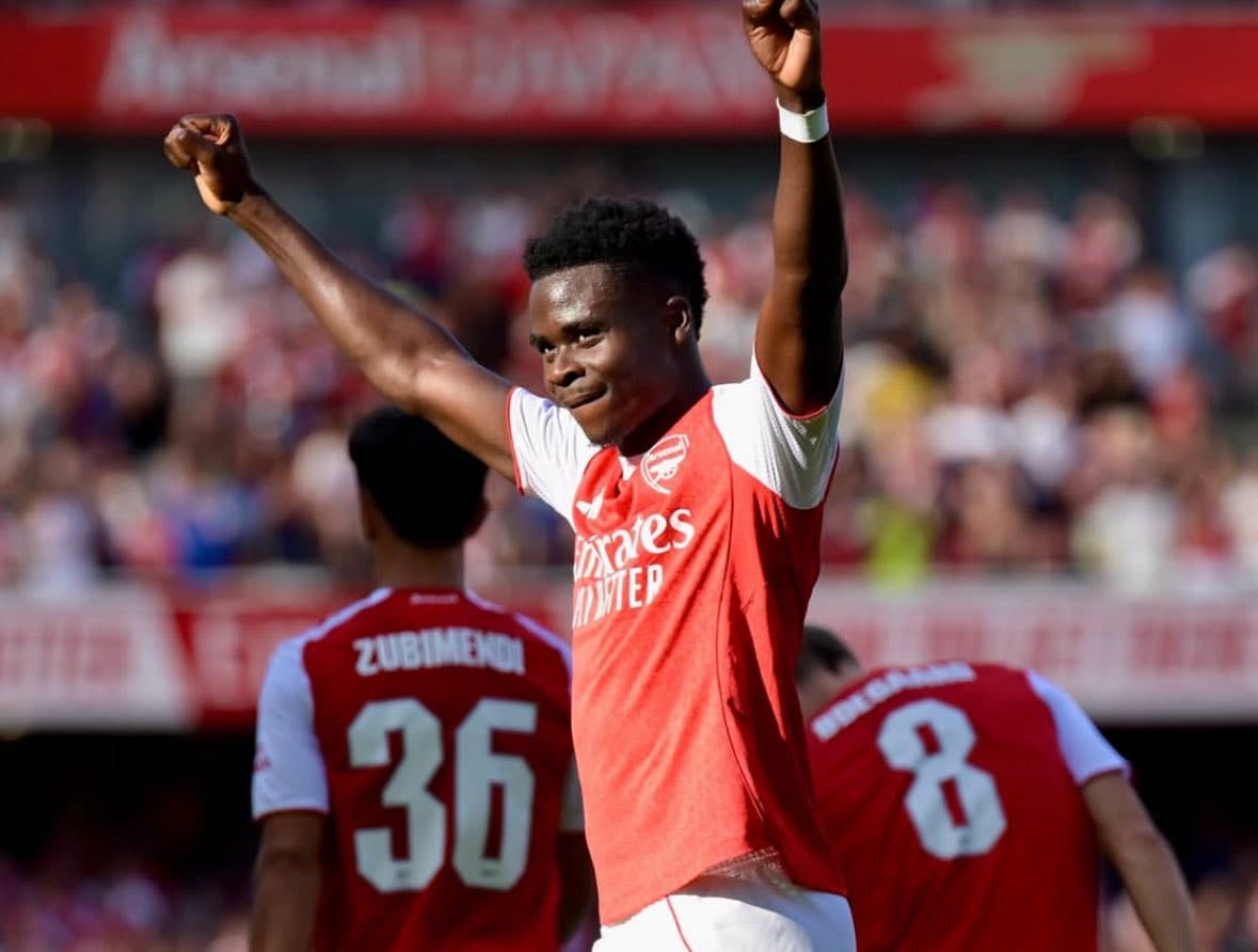 Arsenali po triumfon 2:0 ndaj Leedsit