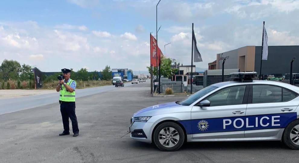 Dy shoferë e pësojnë keq, iu merret patentë-shoferi për tre muaj