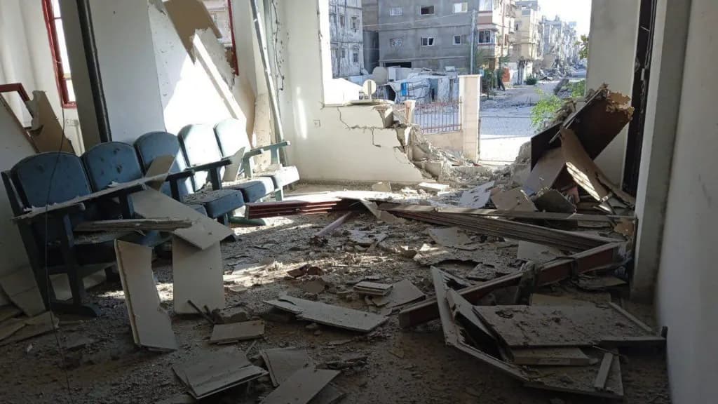 Gjysmëhëna e Kuqe: Një punëtor u vra nga ushtria izraelite në sulmin ndaj selisë qendrore në Gaza