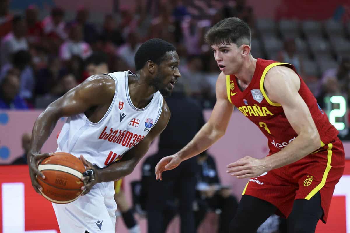Befasi në Eurobasket, Spanja humb ndeshjen e parë