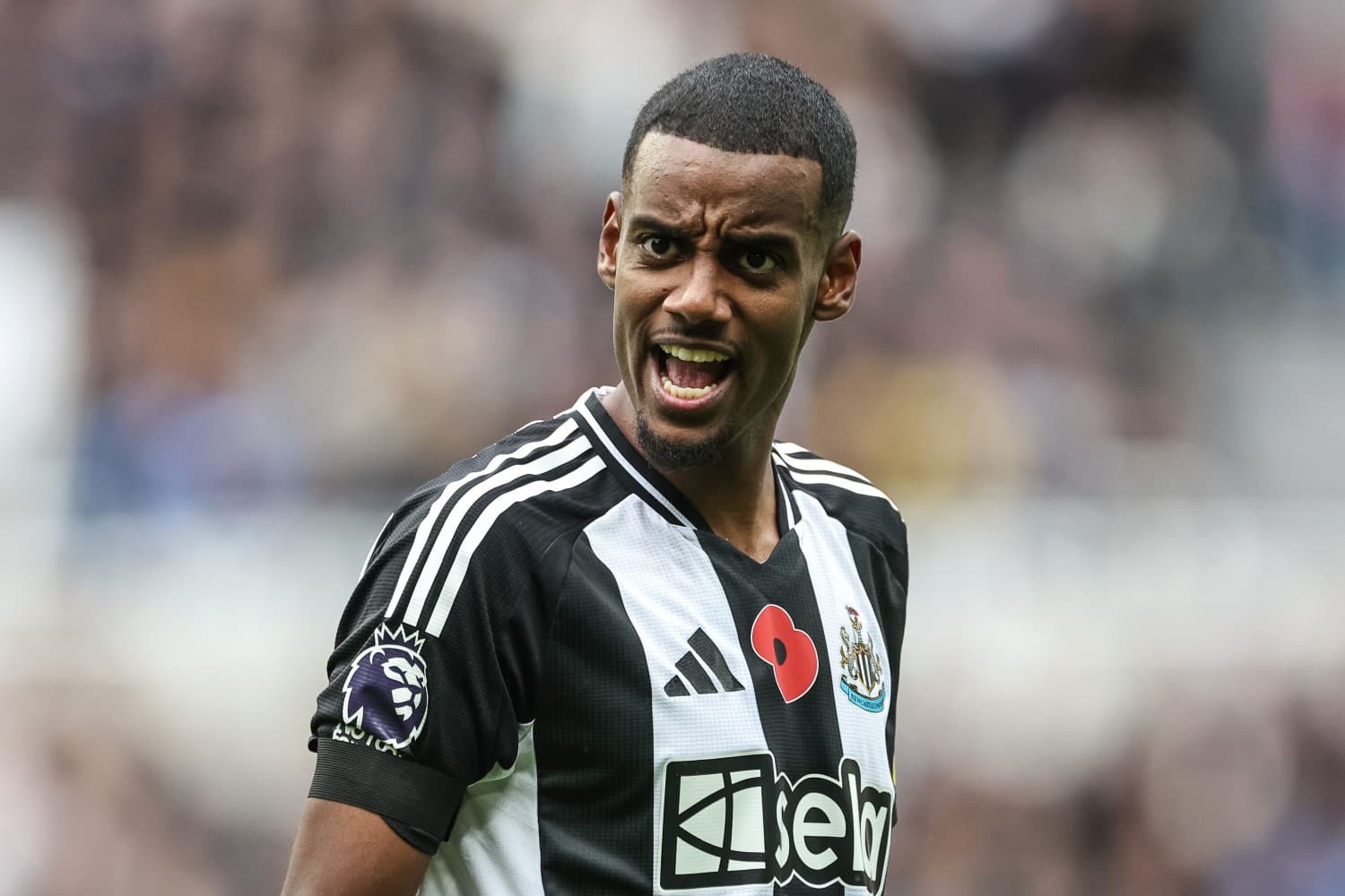 Reagon Isaku, thotë se Newcastle theu premtimet