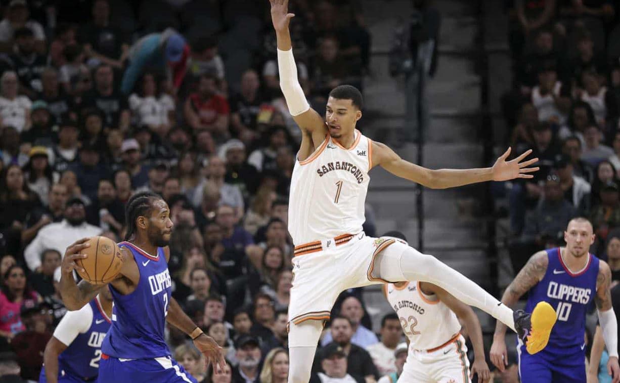 Stërvitje në tempullin e Shaolinëve dhe Sumo mundës, përgatitjet parasezonale në NBA me “Kung-Fu mode”!