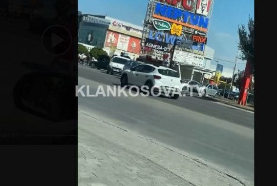 Shoferi në Fushë-Kosovë kapet duke vozitur në kahje të kundërt