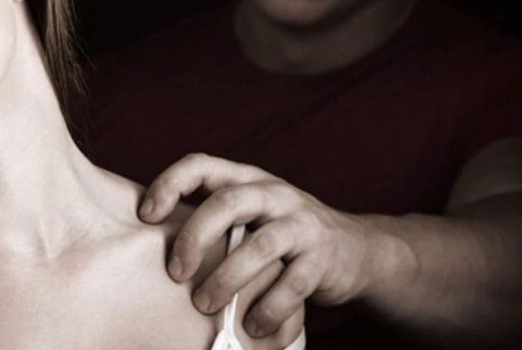 Arrestohet një burrë në Vushtrri, dyshohet për sulm seksual