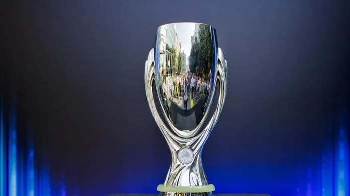 Superkupa e UEFA-s mund të bëhet turne me katër klube