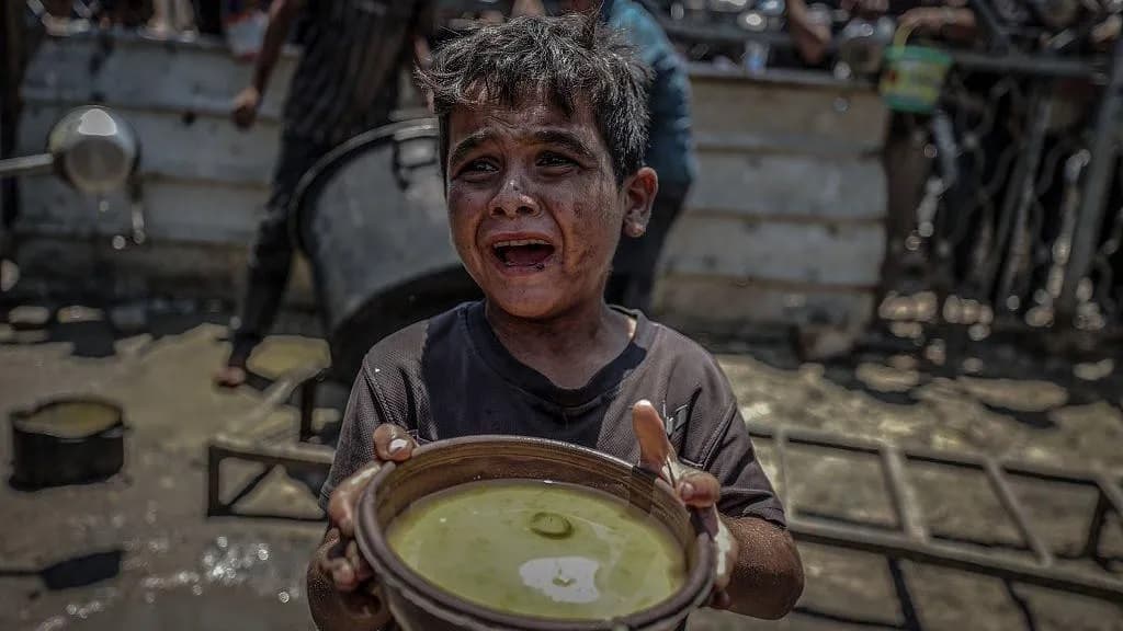 Rrëfimi i një nëne në Gaza: “Fëmija im nuk e di çfarë shije kanë frutat”