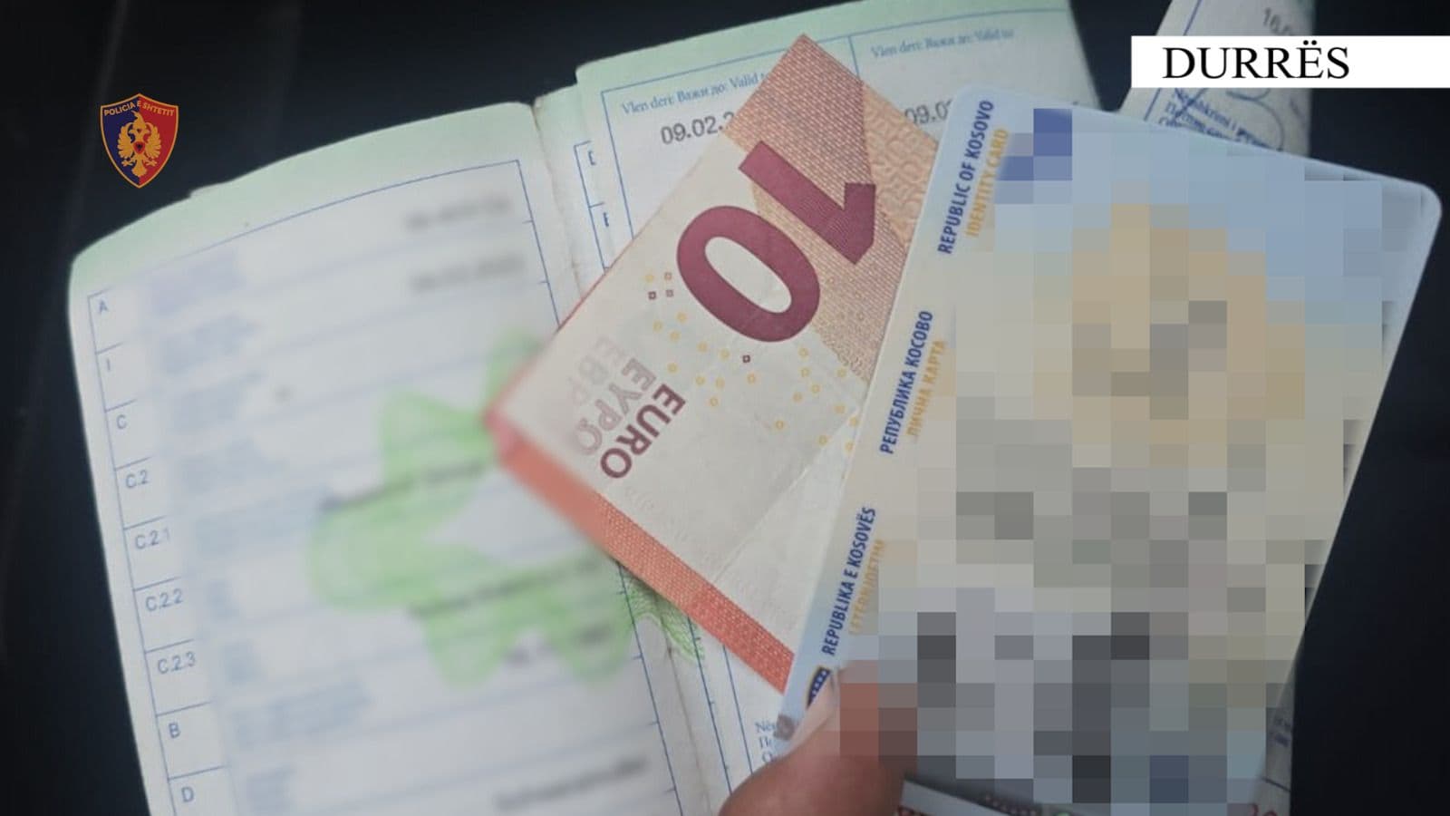 I riu kosovar tenton ta korruptojë policin në Shqipëri me 10 euro
