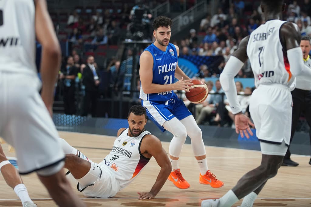 Maxhunit i mbetet të luftojë për të bronztën, Gjermania në finale të Eurobasketit